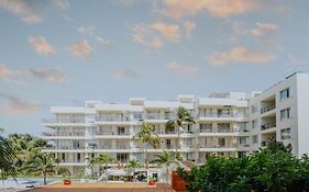 Ixchel Beach Hotel
